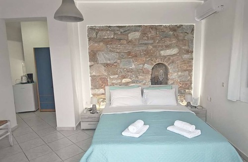 Megas Gialos Apartment | Sea View Studios in Syros – Litus Studios