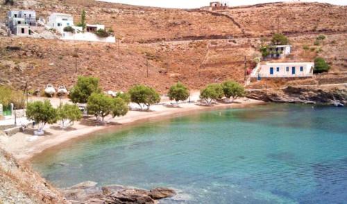 Loutra Apartment | Seafront Alos Gem - Loutra Seaview Escape