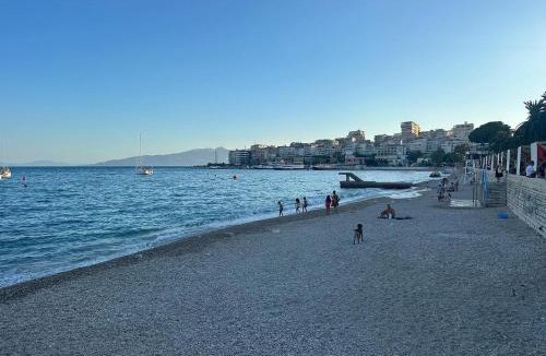 Qender Apartment | Seafront Apartment