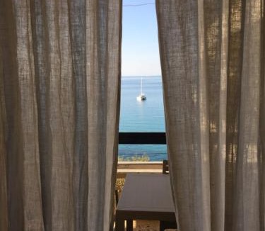 Karystos Apartment | Seafront