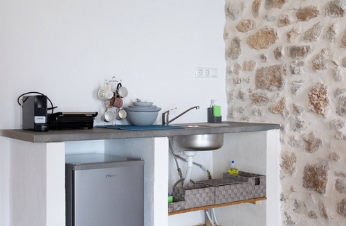 Mikri Mantineia Apartment | Seafront retreat Apartment in Almyros, Kalamata