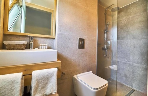 Maleme Hotel | Seaside Serenity at Bella Pais – Deluxe Studio Near Maleme Beach