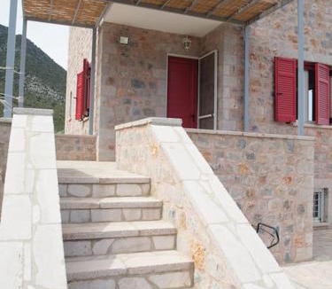 Poulithra Villa | Seaview lovely Villa