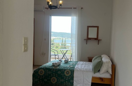 Melissopetra Apartment | See View Calm - 2 rooms Apartment in Epidaurus with great sea views Z4