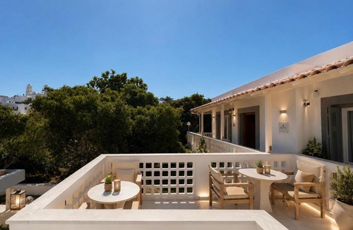 Adamas Hotel | Semiramis Hotel