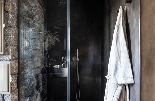 Akrotiri House | Serra Exclusive Suites