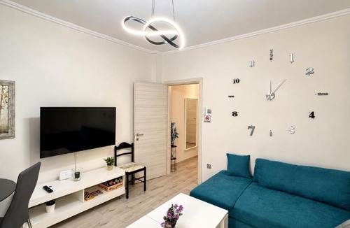Serres Apartment | Serres city center modern apartment (Monika)