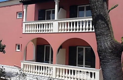 Limni House | Simple & Comfortable 2‑Bedroom Apartment 11 – Pool & Starlink