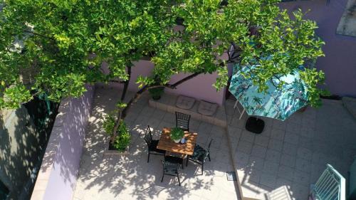 Sinarades House | Siora Nina charming stone house near Agios Gordios