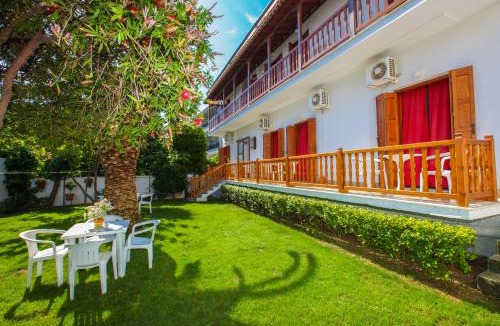 Skiathos Town Apartment | Skiathos House