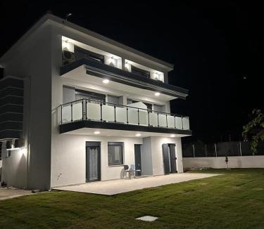 Nikita Apartment | SLS Nikiti