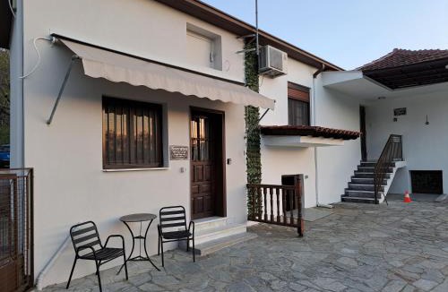 Kastraki Apartment | SOCRATES Ethnic and traditional STUDIO