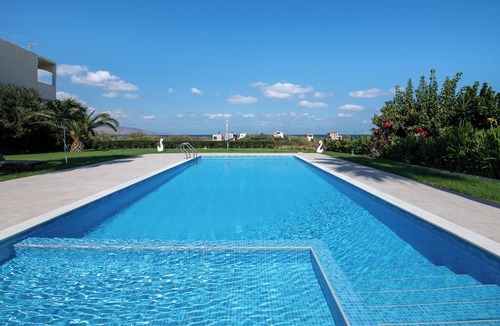Kamisiana Apartment | Socrates Holidays Apt. 2 with Pool near the Beach