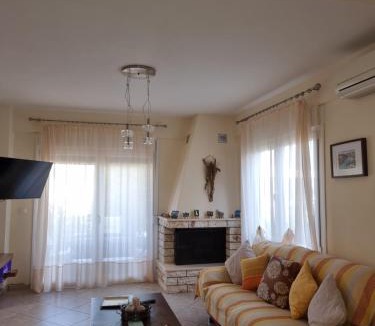 Kalyves Polygyrou House | Sole,Mare&Amore BeachEscape Family&PetFriendly