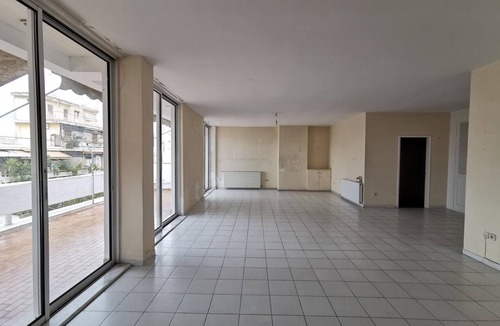 Agios Dimitrios Apartment | Solon - Deluxe City Center Apartment