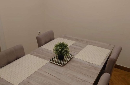 Athens City Centre House | Solonos Budget Room