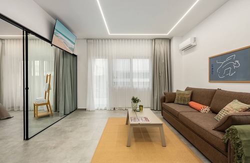 Exarhia Apartment | Soultani Aparthotel by HarmonyHomesAway