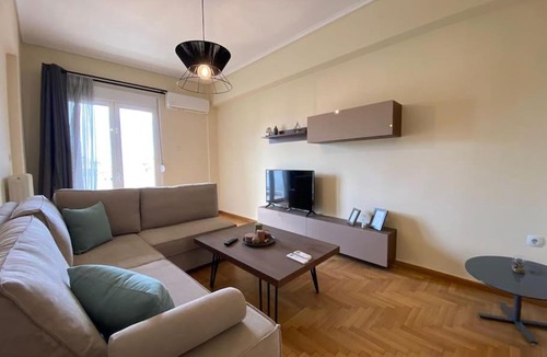 New Kypseli Apartment | Spacious 3 BR Apartment in Vibrant Neighbourhood