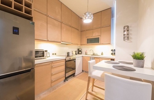 Neos Kosmos Apartment | Spacious 4BR Penthouse Updated Bathroom