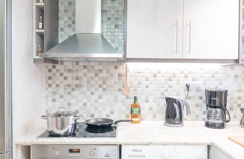Petralona Apartment | Spacious and Luxurious Apart Athens Center by MPS