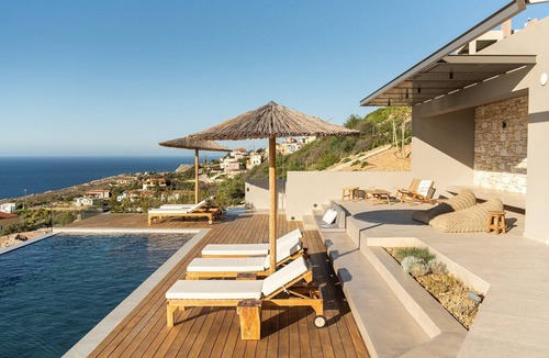 Kokkinon Khorion Villa | Splendid Crete Villa | Villa Amore | 3 Bedrooms | Breathtaking Sea Views