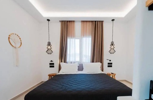 Mykonos House | Standard Double Suite G/V with jacuzzi