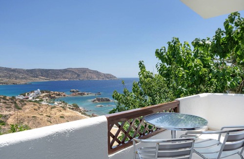 Amoopi Apartment | Standard Sea View Double 1 Room with Sea View and Shared Pool