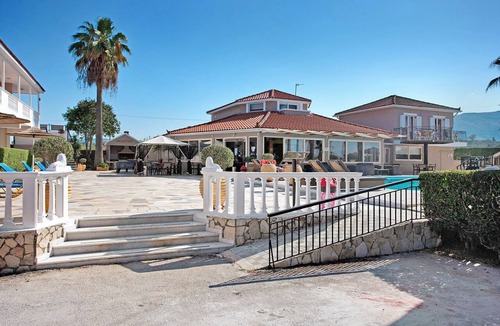 Agrilia Apartment | Standard Studio "Paradise Zante Standard Studio 4" with Shared Pool & Wi-Fi
