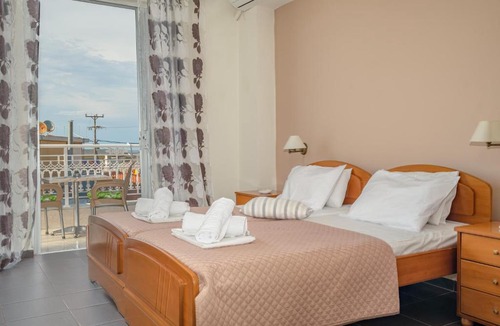 Argassi Apartment | Stella Studios