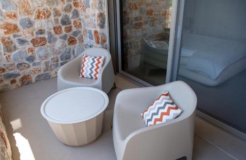 Kymi-Aliveri Apartment | Stone Luxury Suites