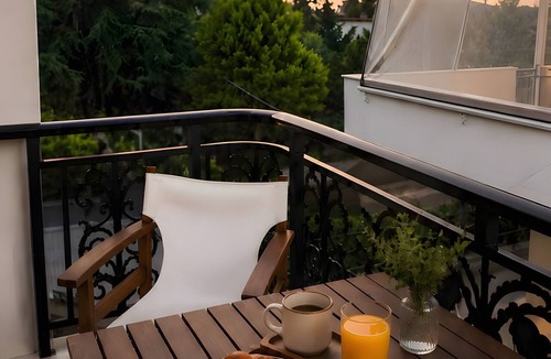 Megalos Prinos Apartment | Studio Apartment 'Chrissi 106' with Shared Terrace, Wi-Fi and Air Conditioning