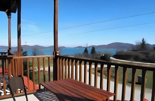 Lake Plastiras Apartment | Studio Apartment 'Hotel Antigoni Triple Room 15' with Lake View, Wi-Fi and Air Conditioning