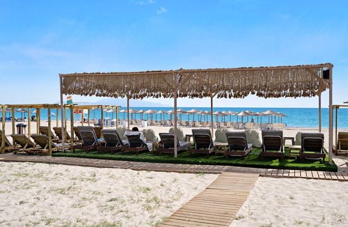 Pidima Kyras Apartment | Studio Apartment 'Iguana 13' with Sea View, Wi-Fi, and Air Conditioning