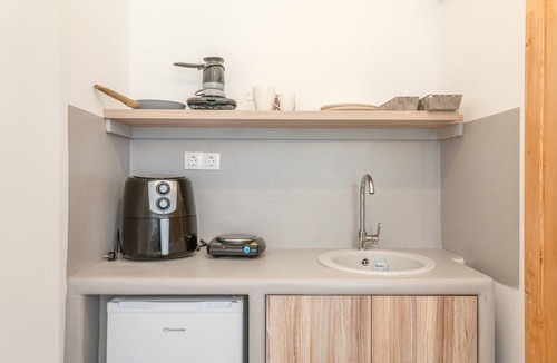 Merichas Apartment | Studio Apartment 'Mouria B' with Sea View, Wi-Fi and Air Conditioning