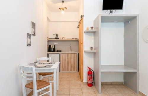 Merichas Apartment | Studio Apartment 'Mouria B' with Sea View, Wi-Fi and Air Conditioning