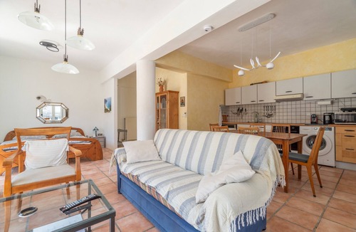 Agia Efimia Apartment | Studio Apartment 'Pilali 1 Greece' with Balcony, Wi-Fi and Air Conditioning