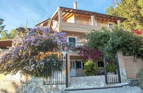 Sinarades Apartment | Studio Apartment Tonia with sea view and garden - Pelekas Beach, Corfu