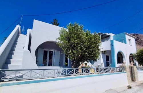 Perissa House | Studio Mimika
