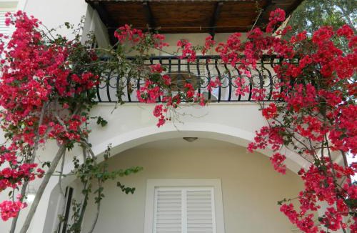 Agrilia Apartment | Studio Romantica