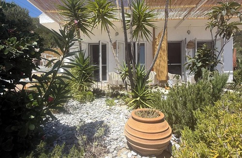 Viannos Apartment | Studio with magnificent sea view and gardens