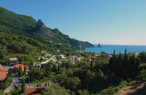 Agios Gordios Apartment | Studio with sea view, balcony, kitchenette, a/c, safe box