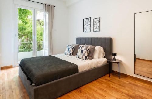 Platia Viktorias Apartment | Stylish 2bd Apt close to metro