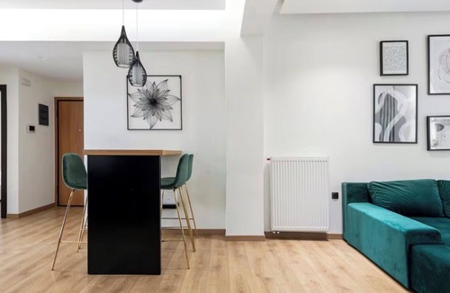 Kinosargous Apartment | Stylish 2BR Retreat Near Acropolis of Athens