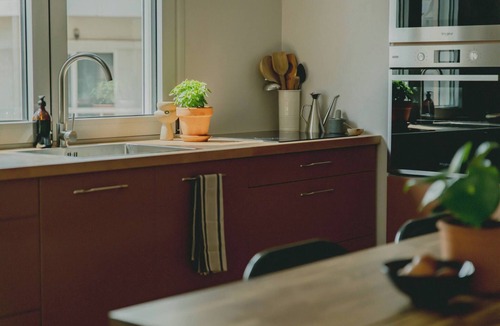 Petralona Apartment | Stylish cozy artistic Athens apartment
