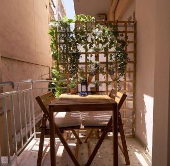 Nea Smirni Apartment | Stylish Diamond Nea Smyrni Square