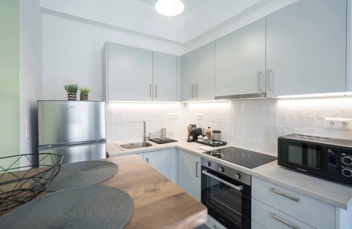 Kerameikos Apartment | Suite Studio | Near Metro | Amazing City View