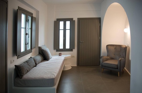 Vothon House | Suite with Hot Tub Nimertis