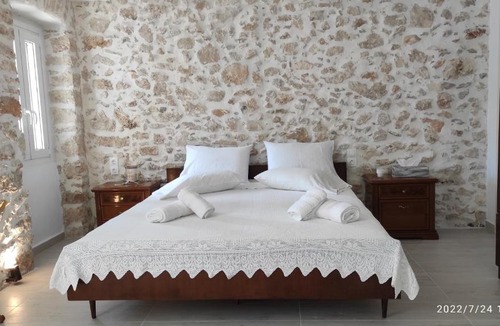 Ano Volimes Apartment | Suites-Xenonas "Alexandra's Coffee House"