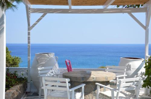 Milos Apartment | Summer Residence - Sea View Retreat in Provatas, Milos