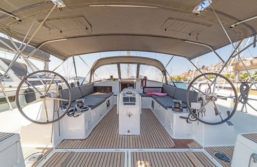 Skiathos Boat Rental | Sun-Kissed Sailing Adventure in Islas Esporadas